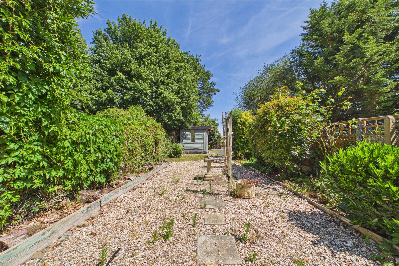 2 bedroom House to let in Tadley, Hampshire