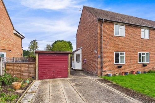 Upper Bucklebury, Reading, Berkshire