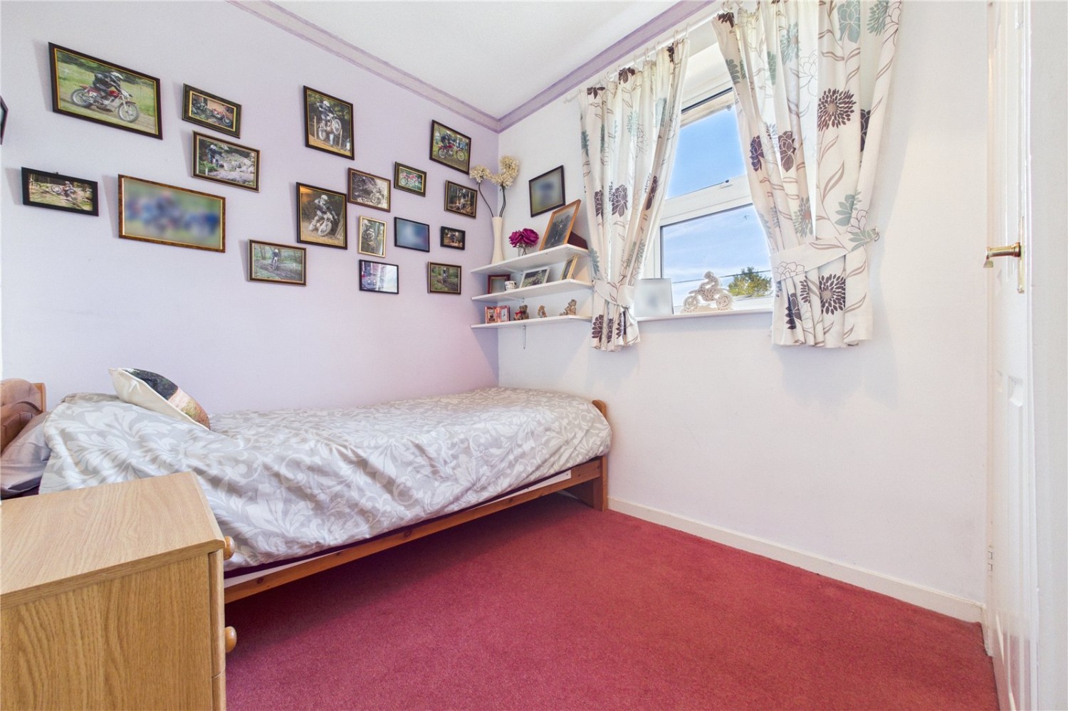 Upper Bucklebury, Reading, Berkshire