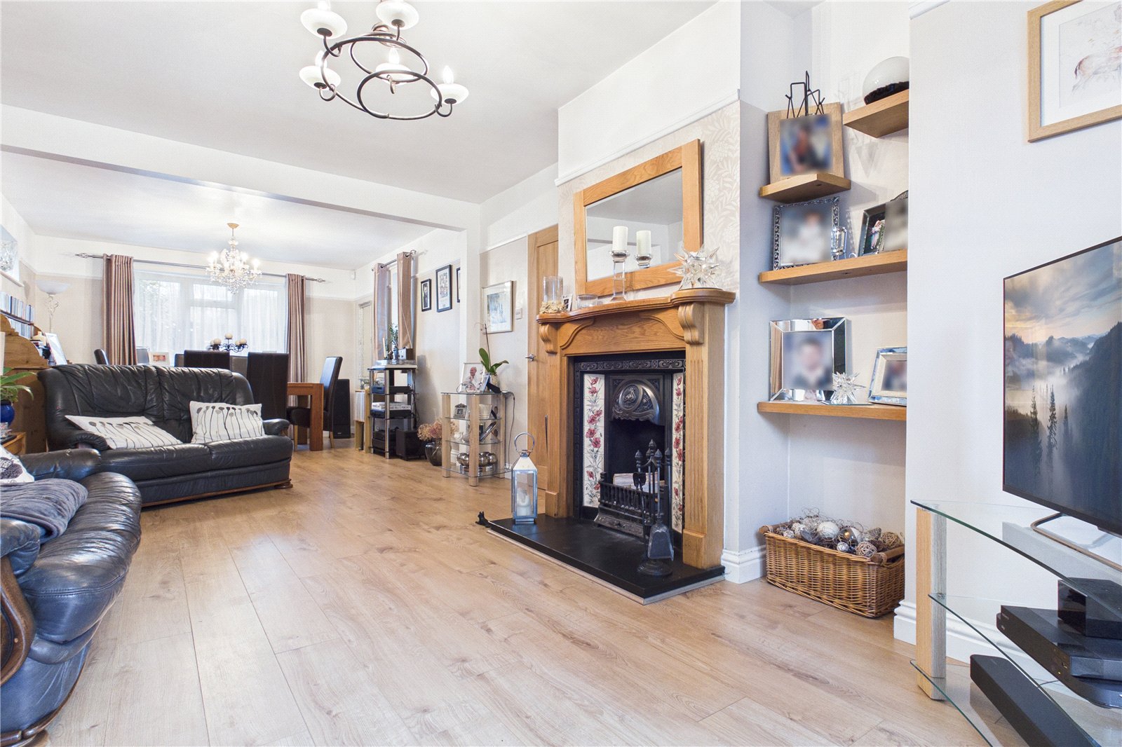 4 bedroom Bungalow for sale in Bradfield, Reading, Berkshire