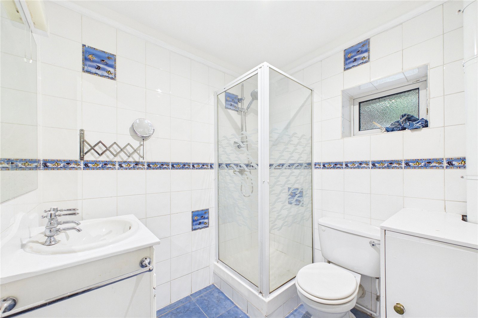 5 bedroom Bungalow to let in Bradfield Southend