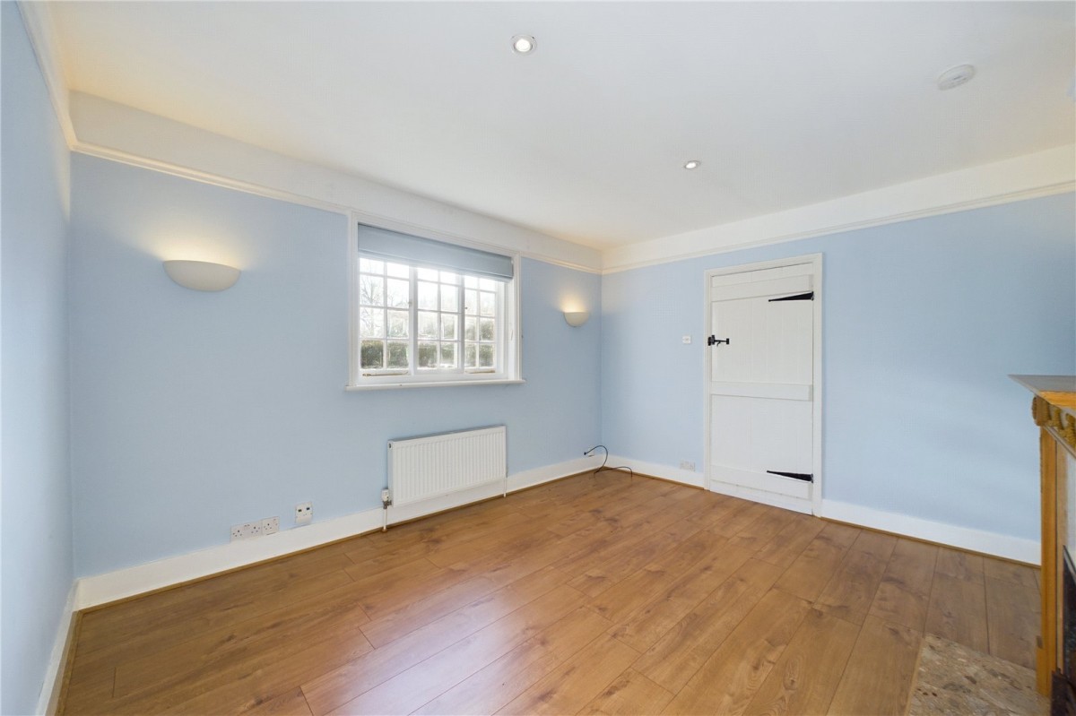 Theale, Reading, Berkshire