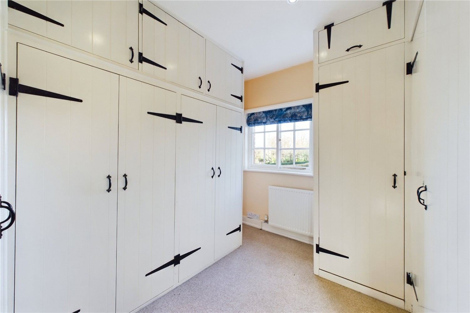 Theale, Reading, Berkshire