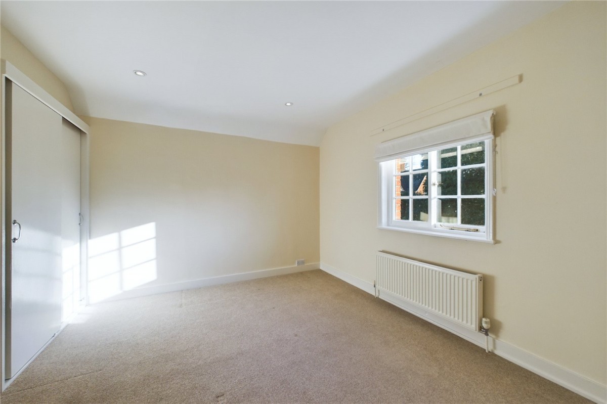 Theale, Reading, Berkshire