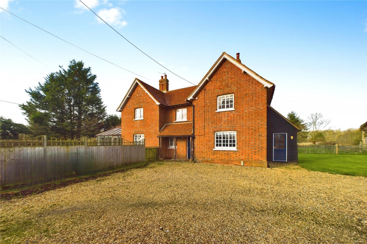 Theale, Reading, Berkshire