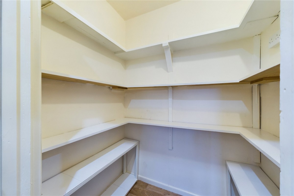 Theale, Reading, Berkshire