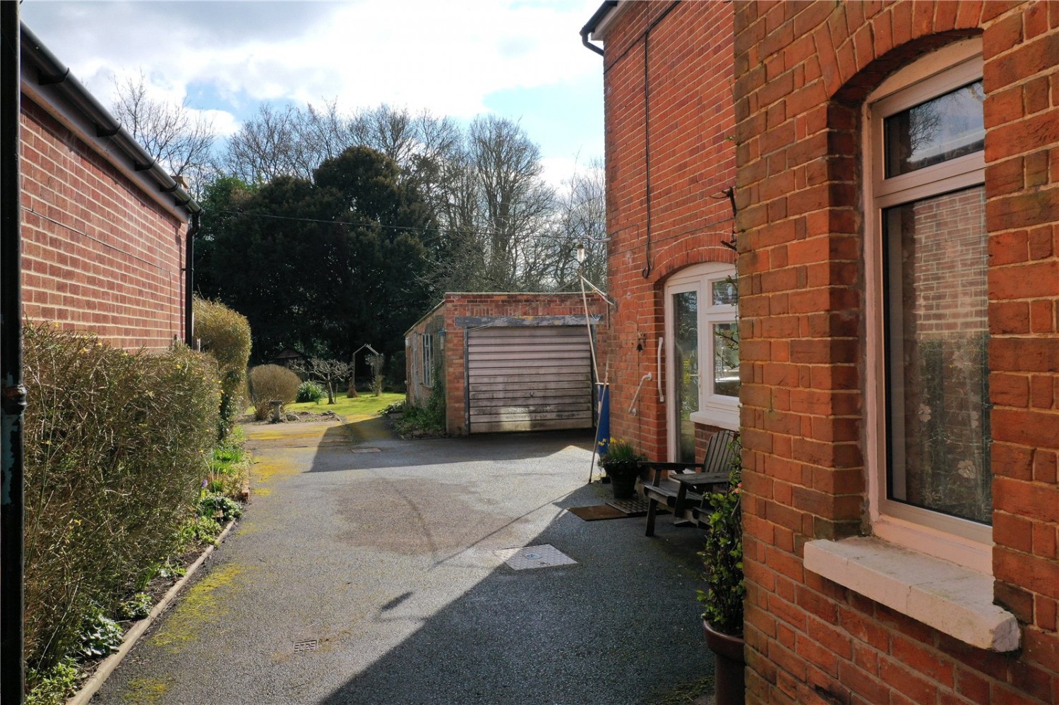 Woolhampton, Reading, Berkshire