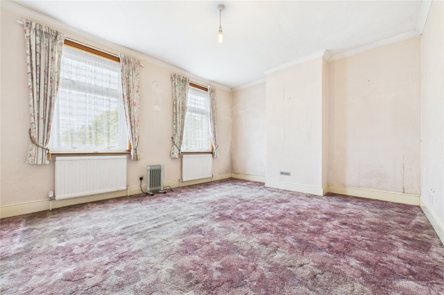 Woolhampton, Reading, Berkshire
