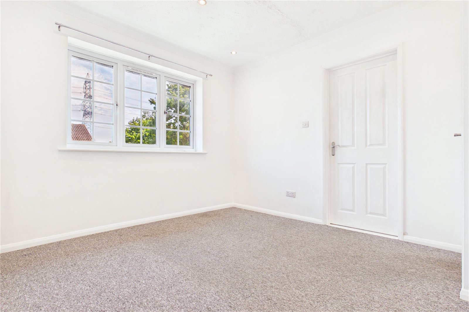 1 bedroom Flat for sale in Theale, Reading, Berkshire