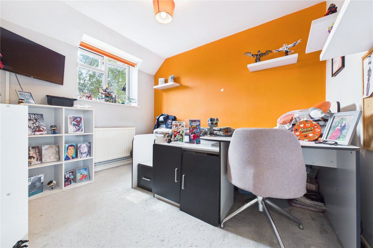 Theale, Reading, Berkshire