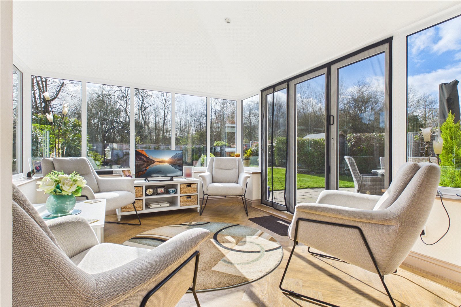 4 bedroom House for sale in Aldermaston, Reading