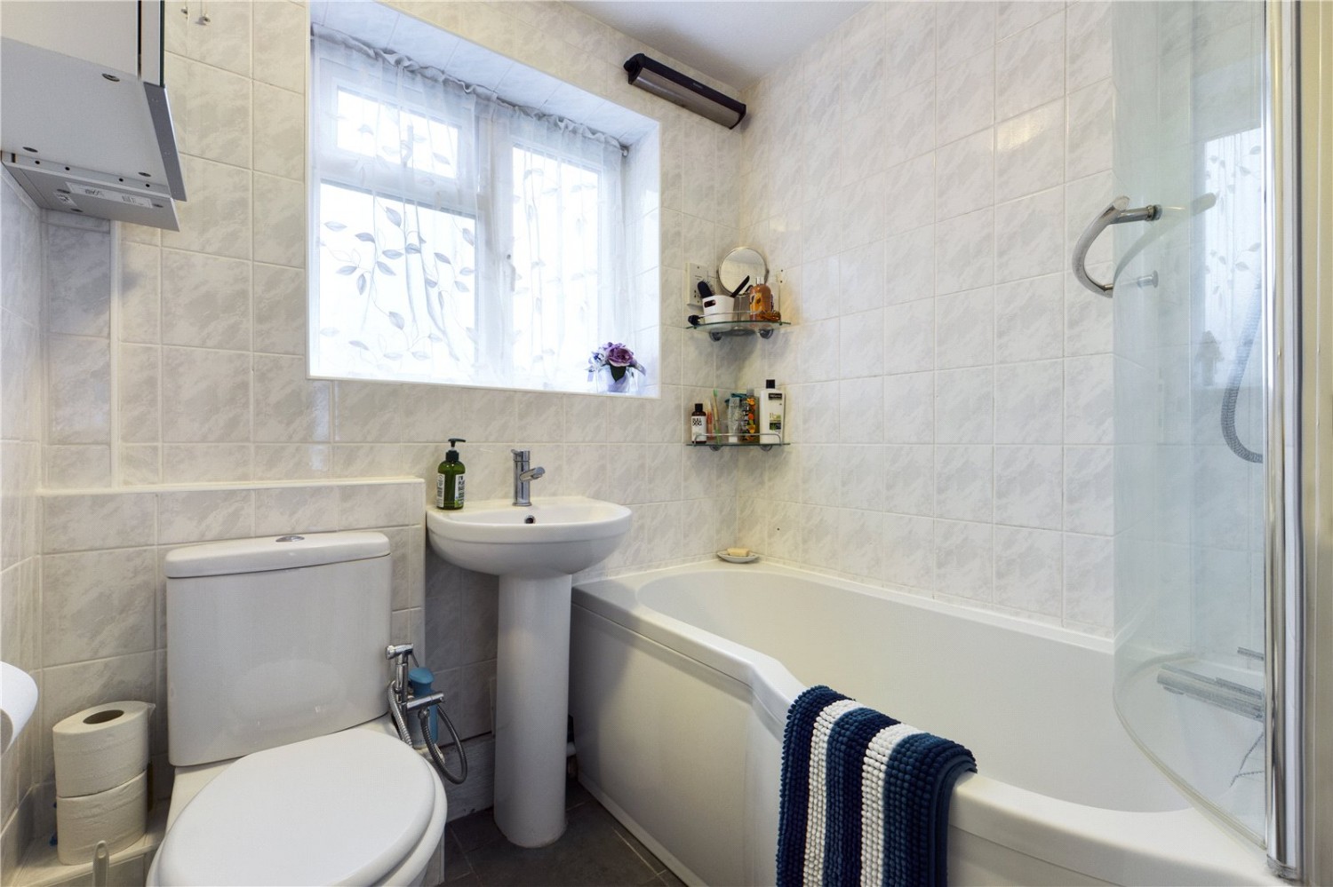 Theale, Reading, Berkshire