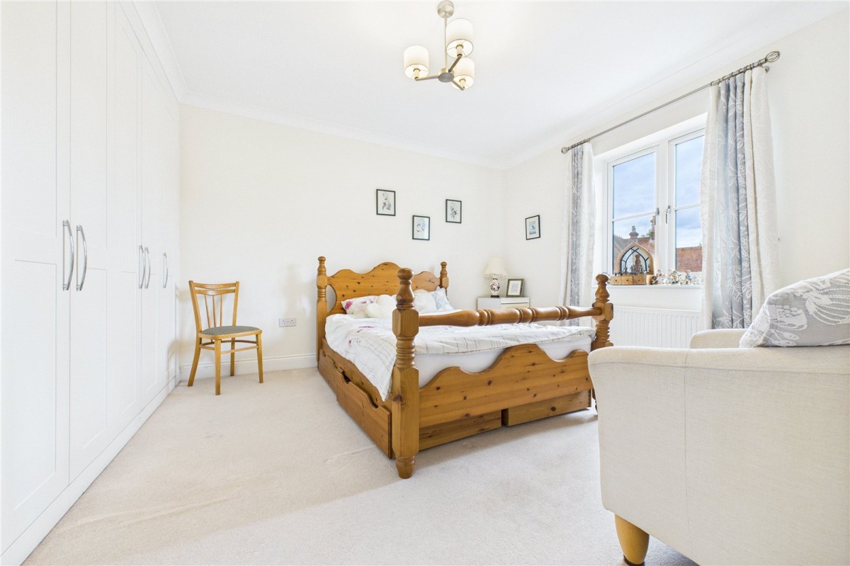 Theale, Reading, Berkshire