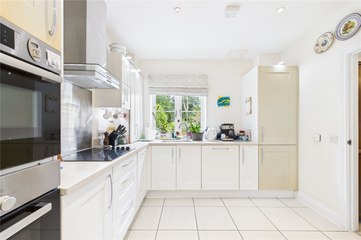 Theale, Reading, Berkshire