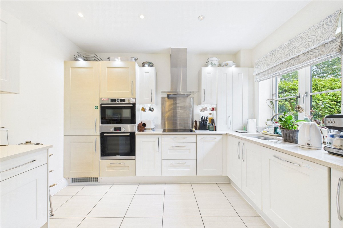 Theale, Reading, Berkshire