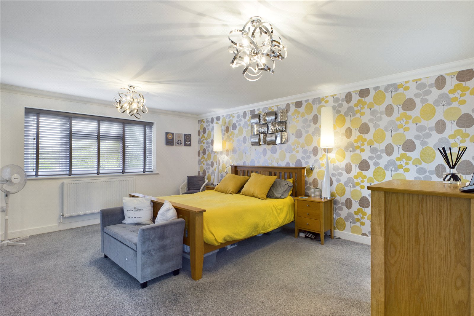 4 bedroom House for sale in Theale, Reading, Berkshire