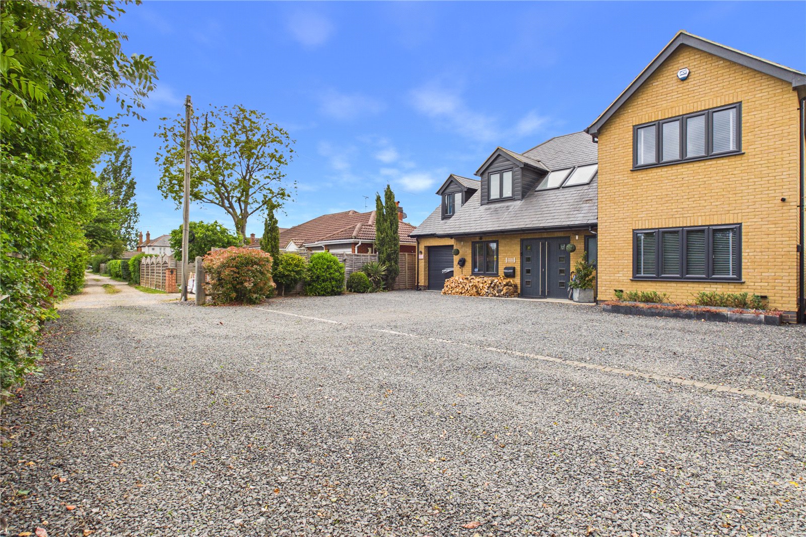 4 bedroom House for sale in Theale, Reading, Berkshire