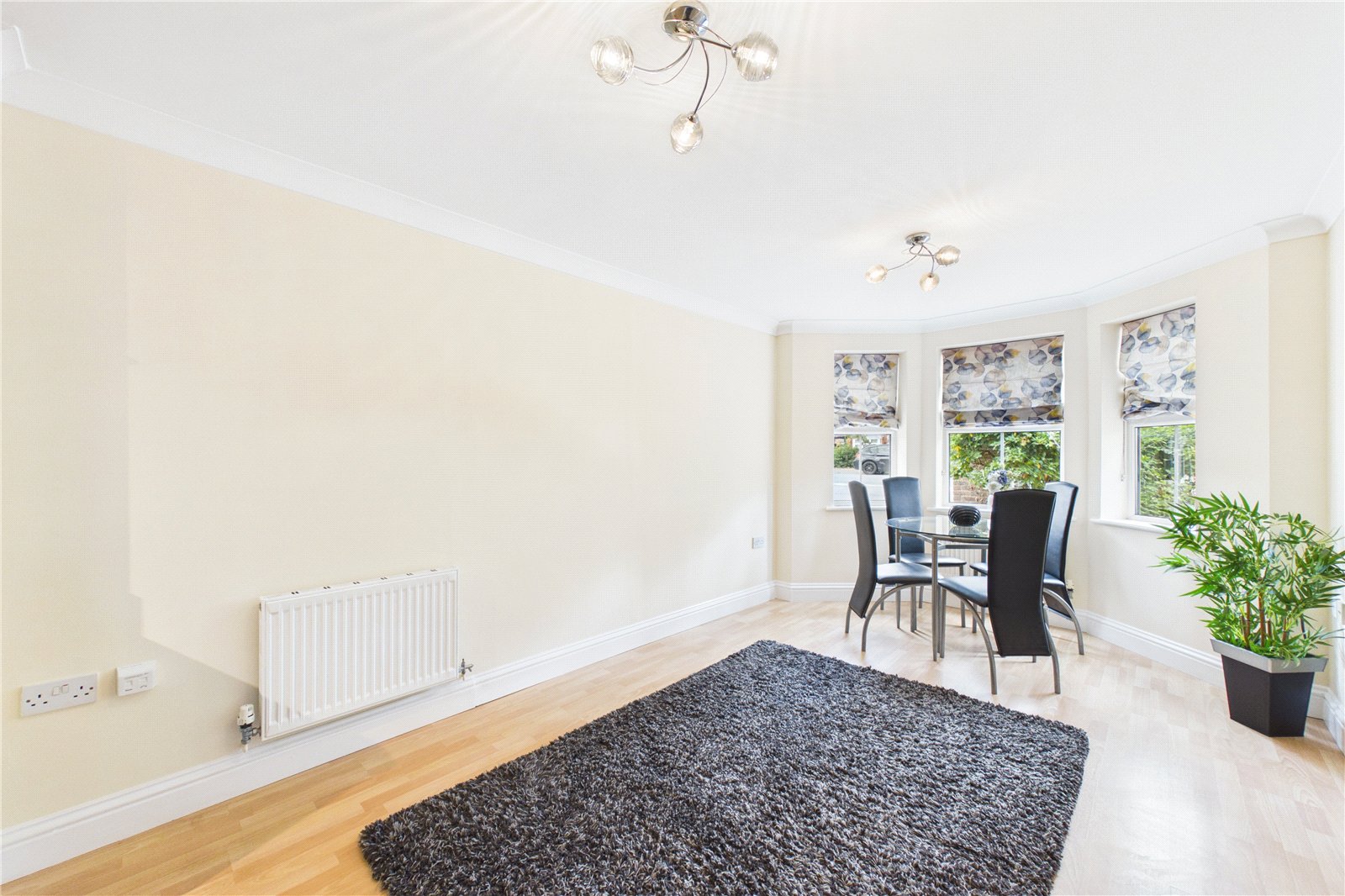 1 bedroom Flat for sale in Theale, Reading, Berkshire
