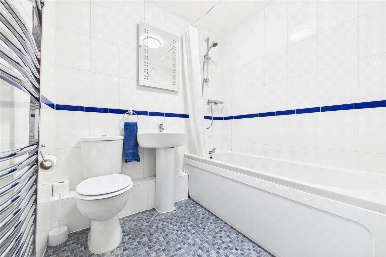 1 bedroom Flat for sale in Theale, Reading, Berkshire