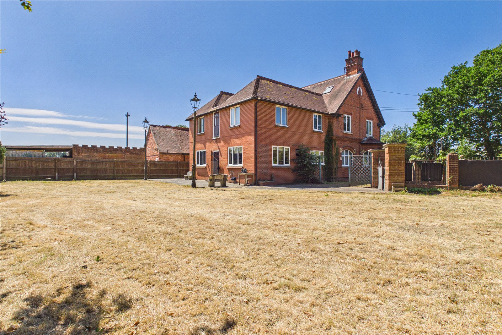 6 bedroom House for sale in Reading, Oxfordshire