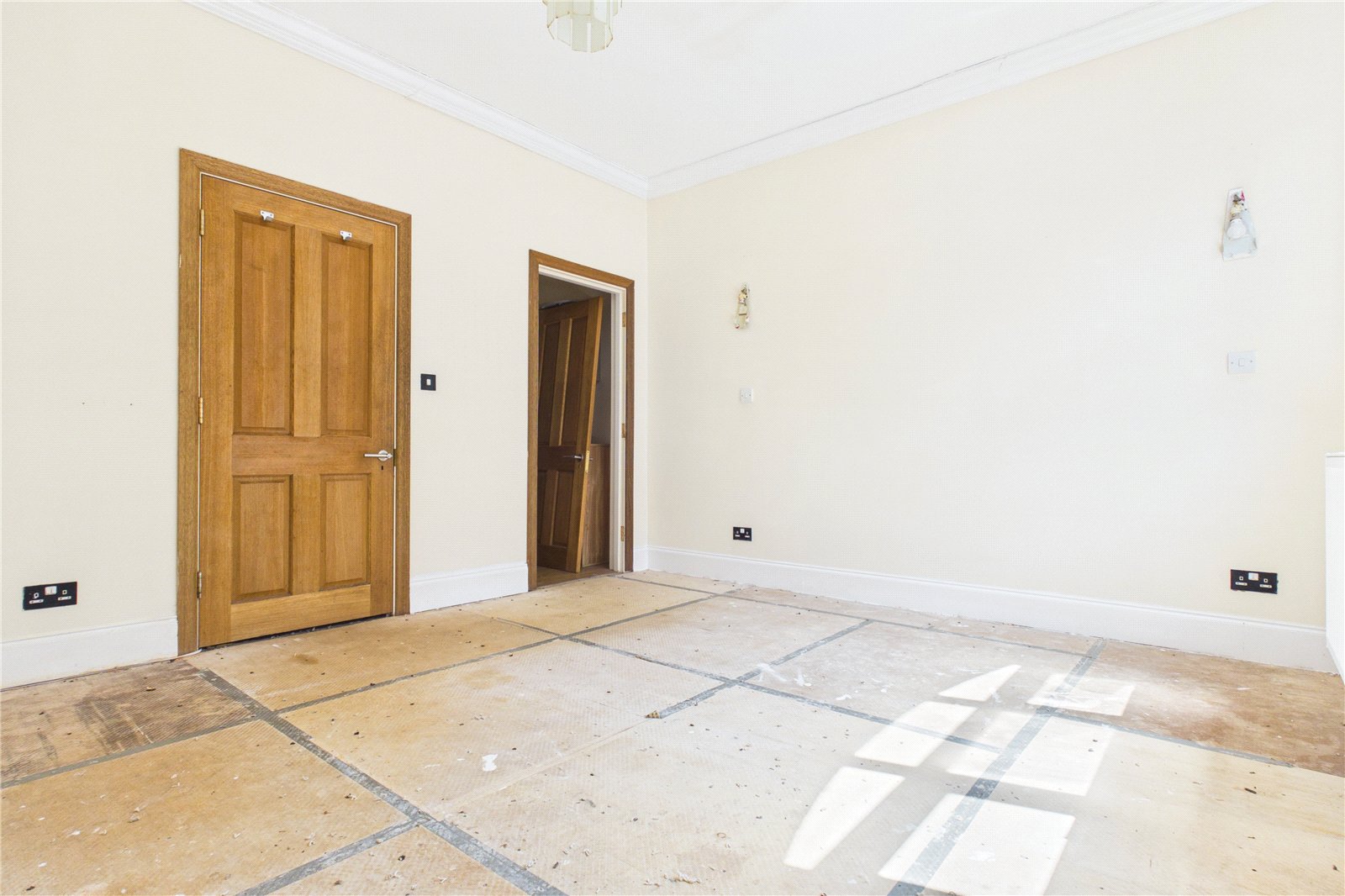 6 bedroom House for sale in Reading, Oxfordshire