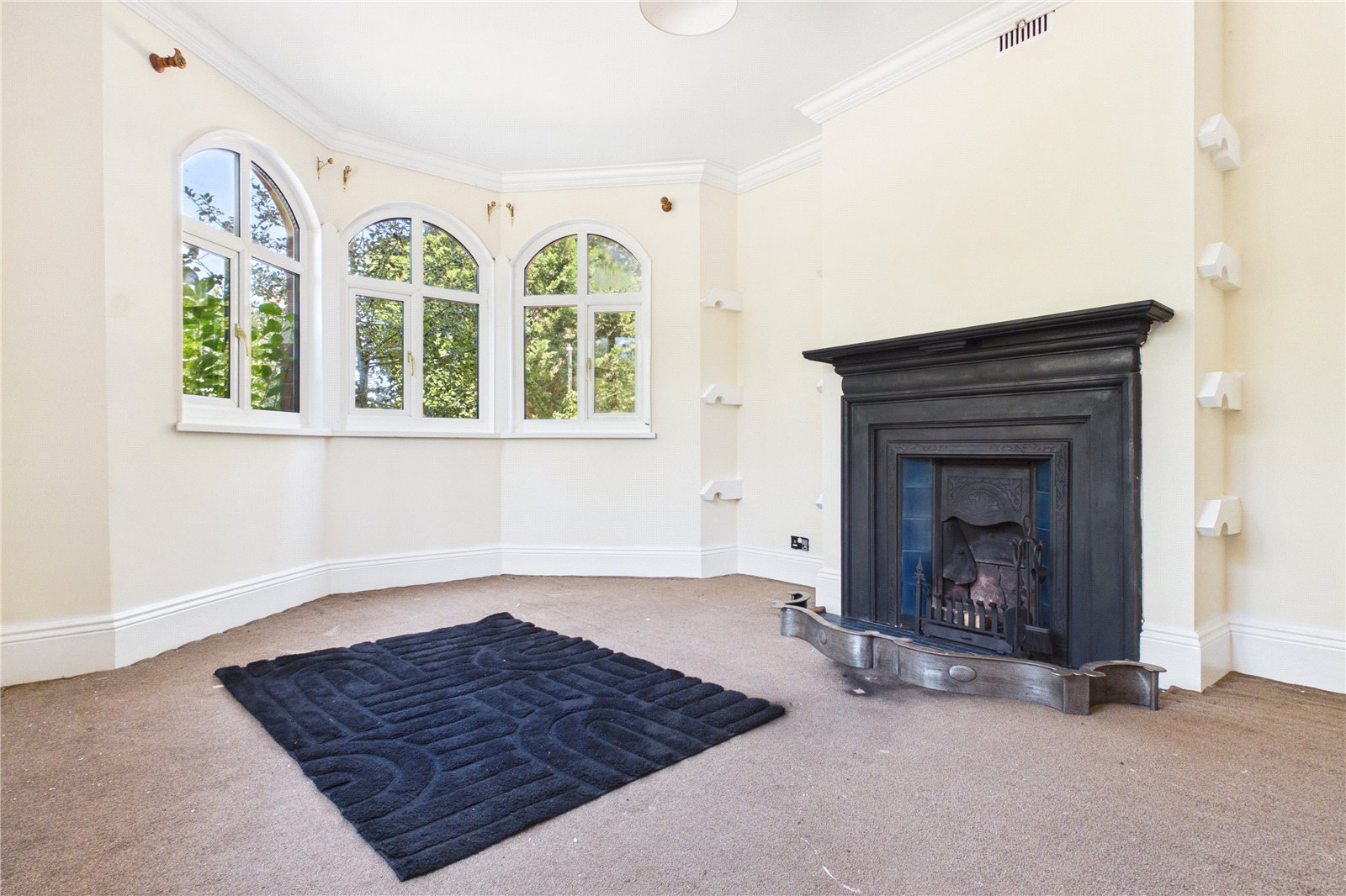6 bedroom House for sale in Reading, Oxfordshire