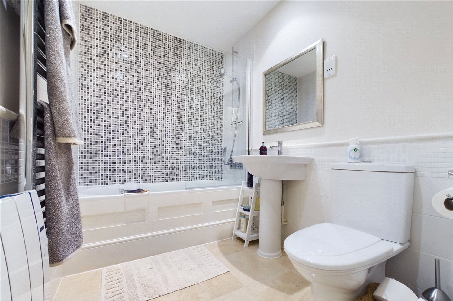 Upper Woolhampton, Reading