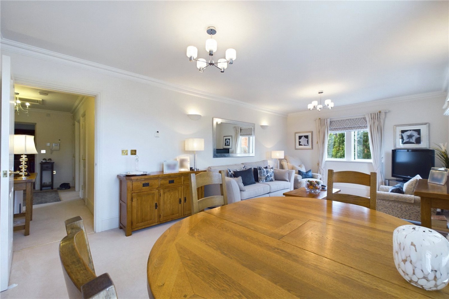 Upper Woolhampton, Reading