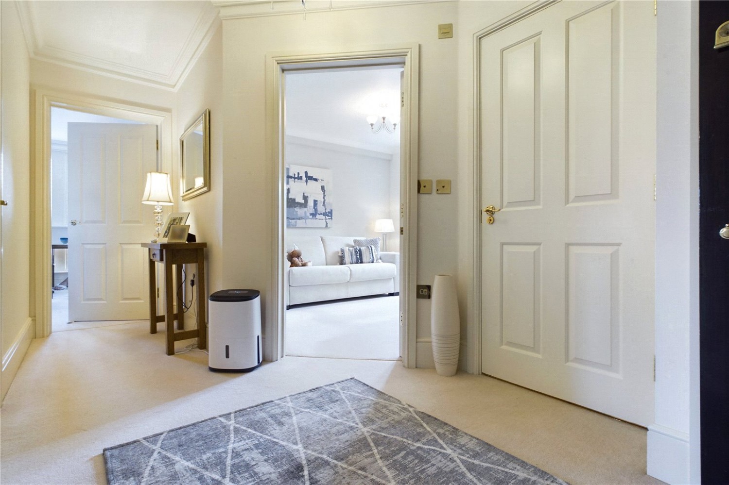 Upper Woolhampton, Reading