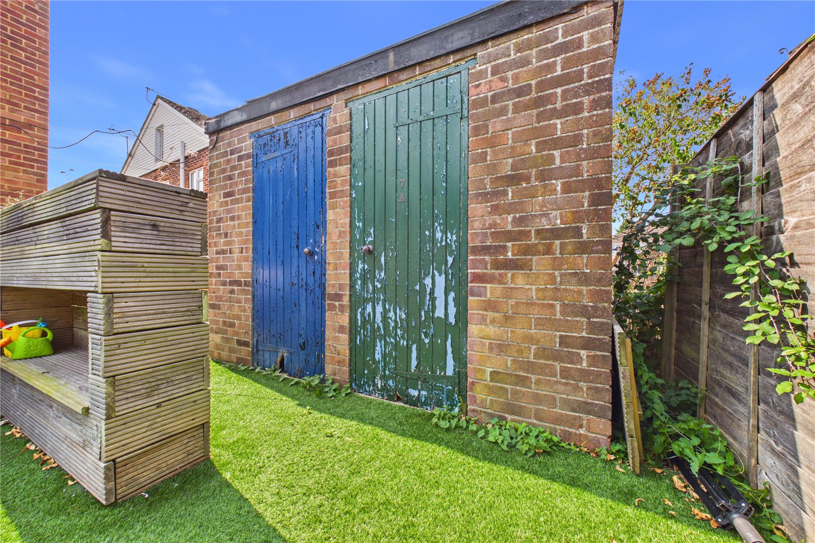 2 bedroom Flat for sale in Theale