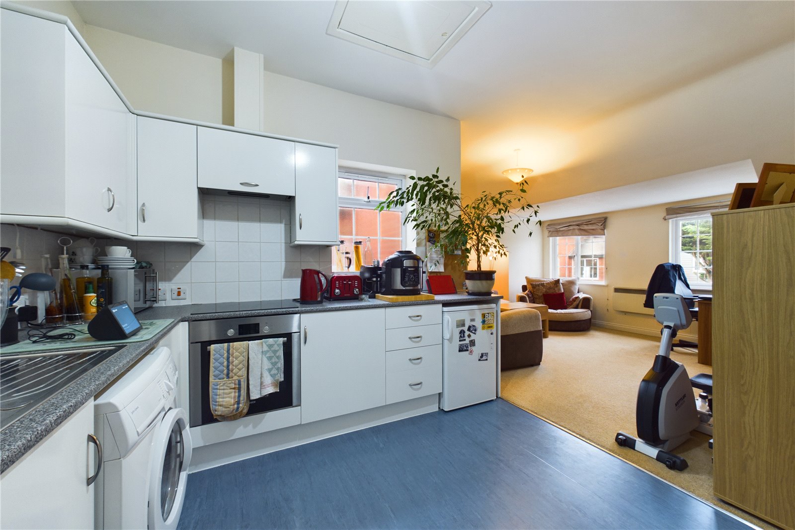 1 bedroom Flat to let in Theale, Reading