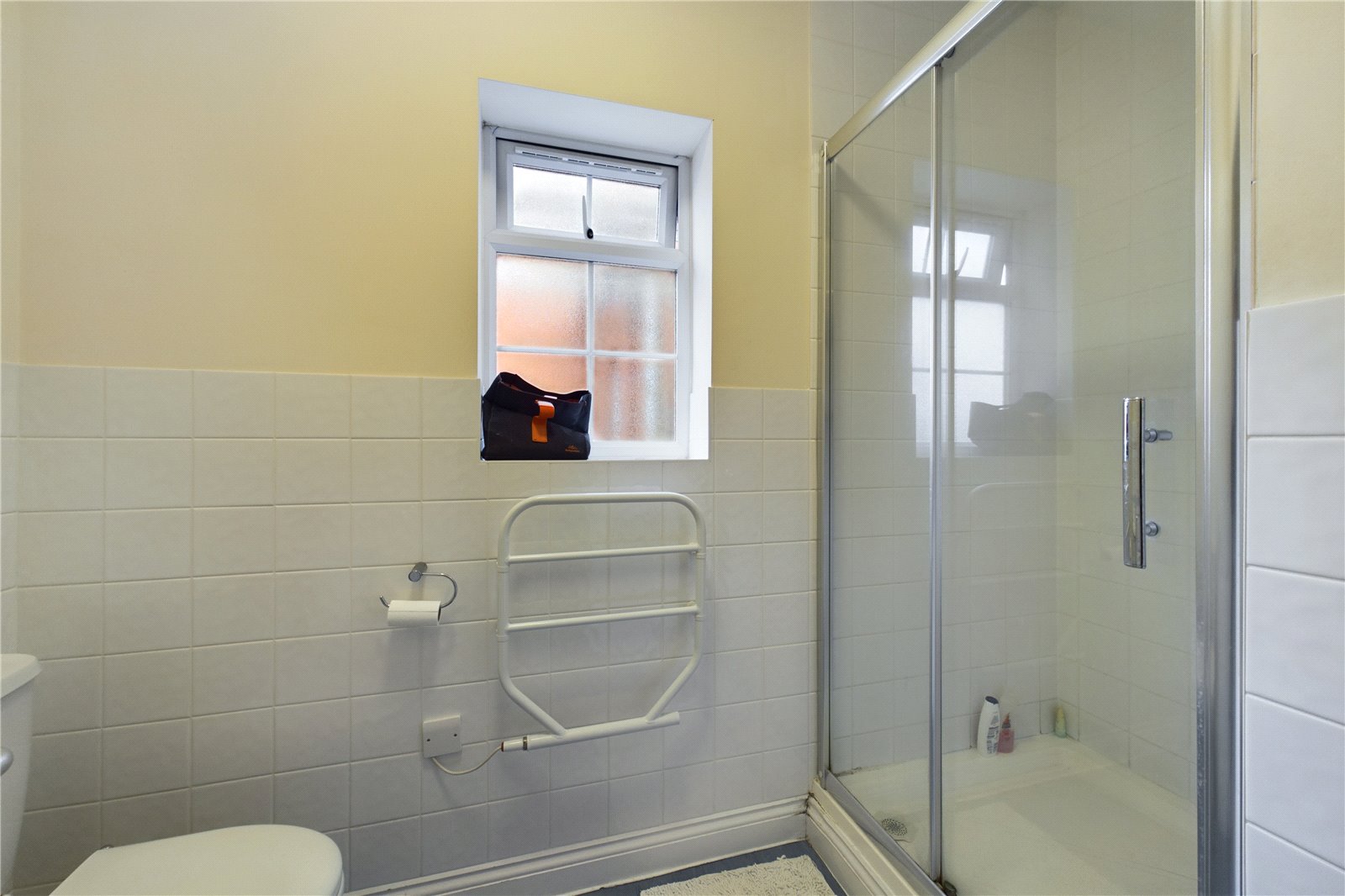 1 bedroom Flat to let in Theale, Reading