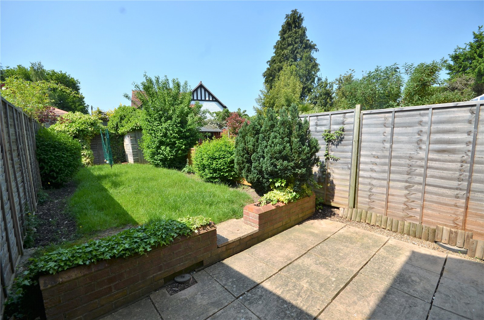 2 bedroom House to let in Theale, Reading
