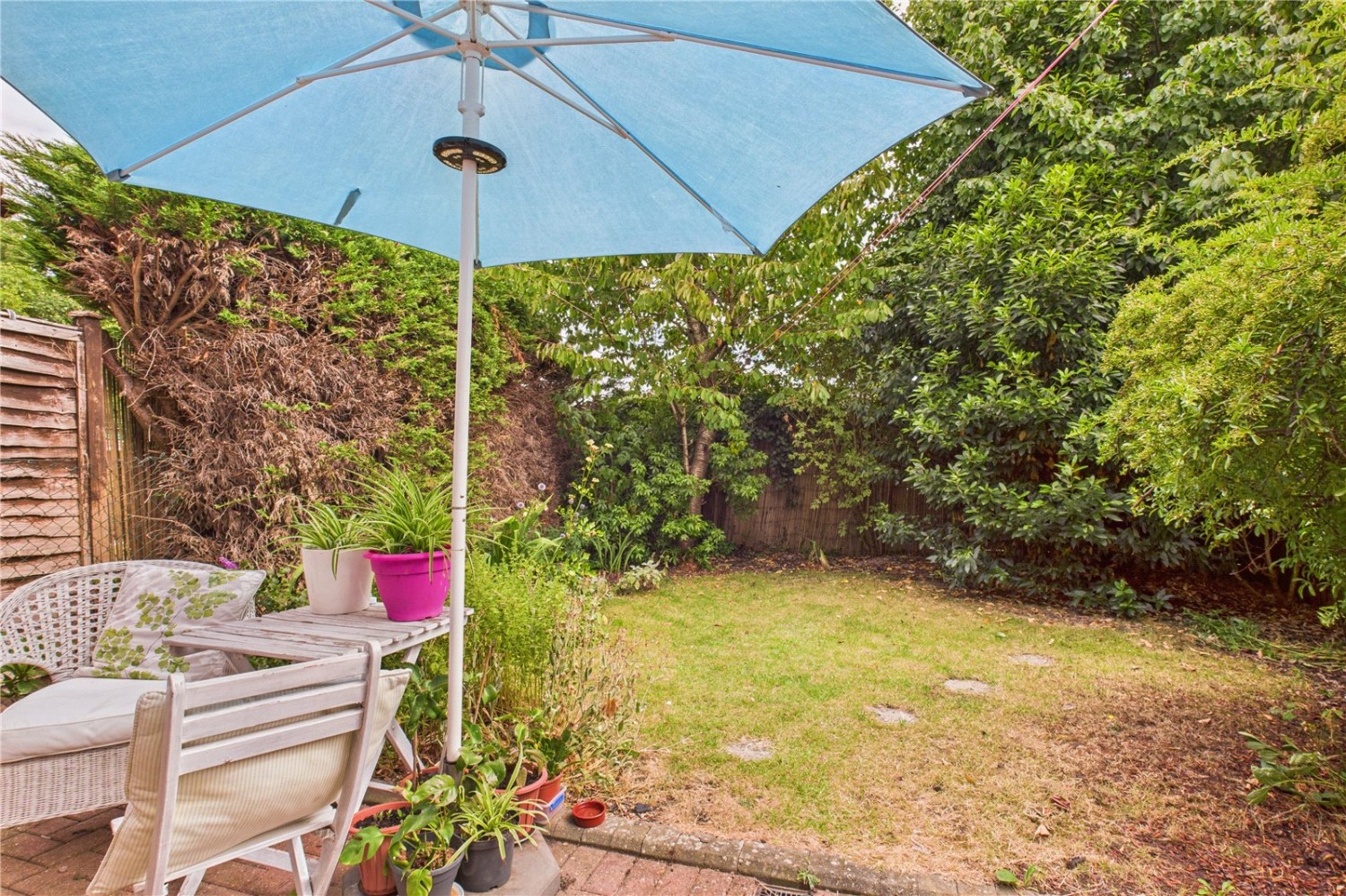 Theale, Reading, Berkshire