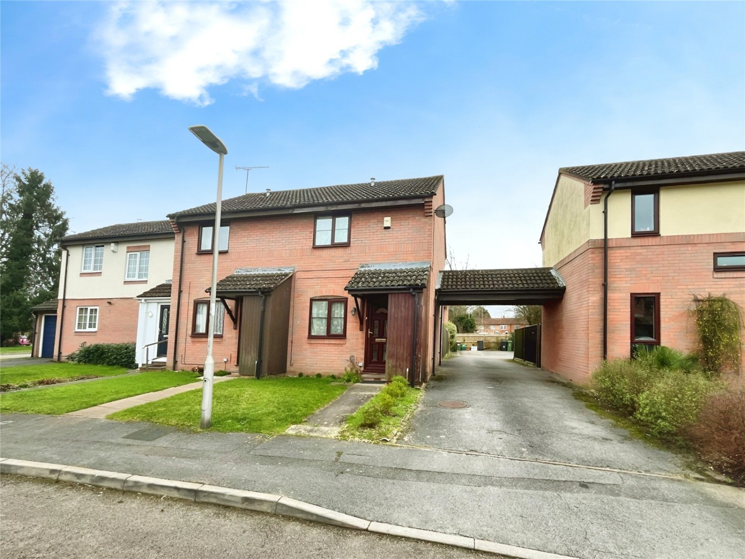 Theale, Reading, Berkshire