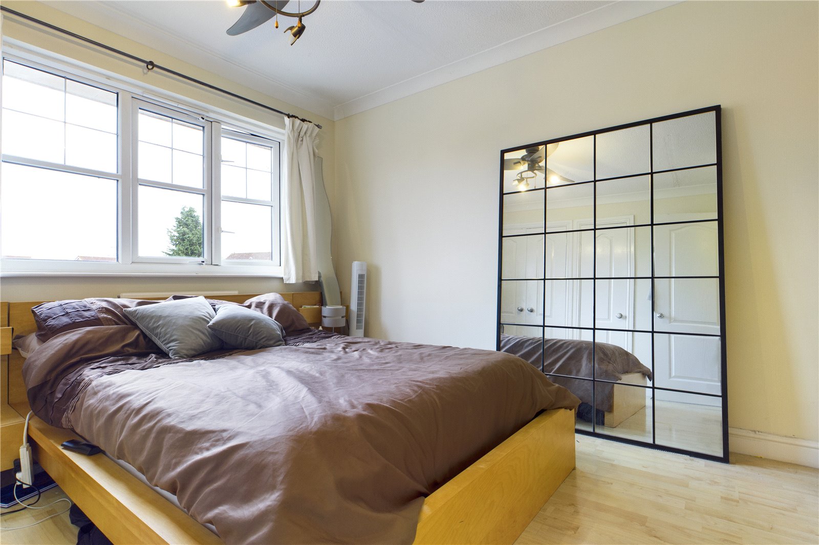 2 bedroom House to let in Theale, Reading, Berks