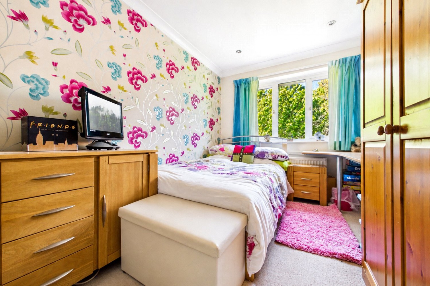 Calcot, Reading, Berkshire