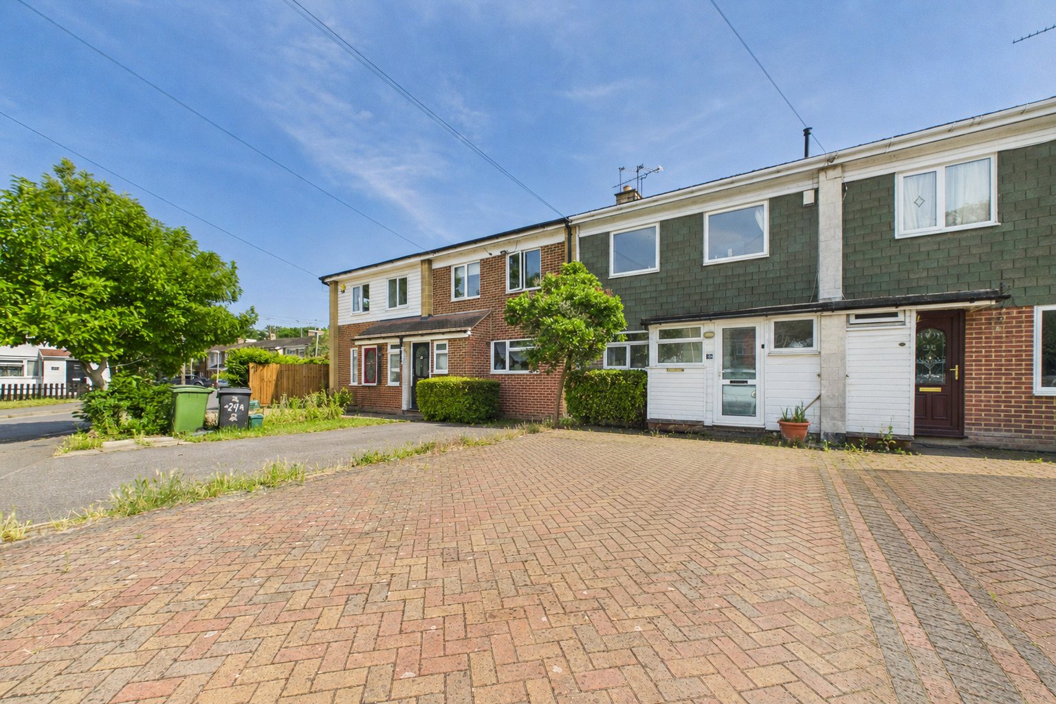 3 bedroom House to let in Theale, Reading, Berkshire