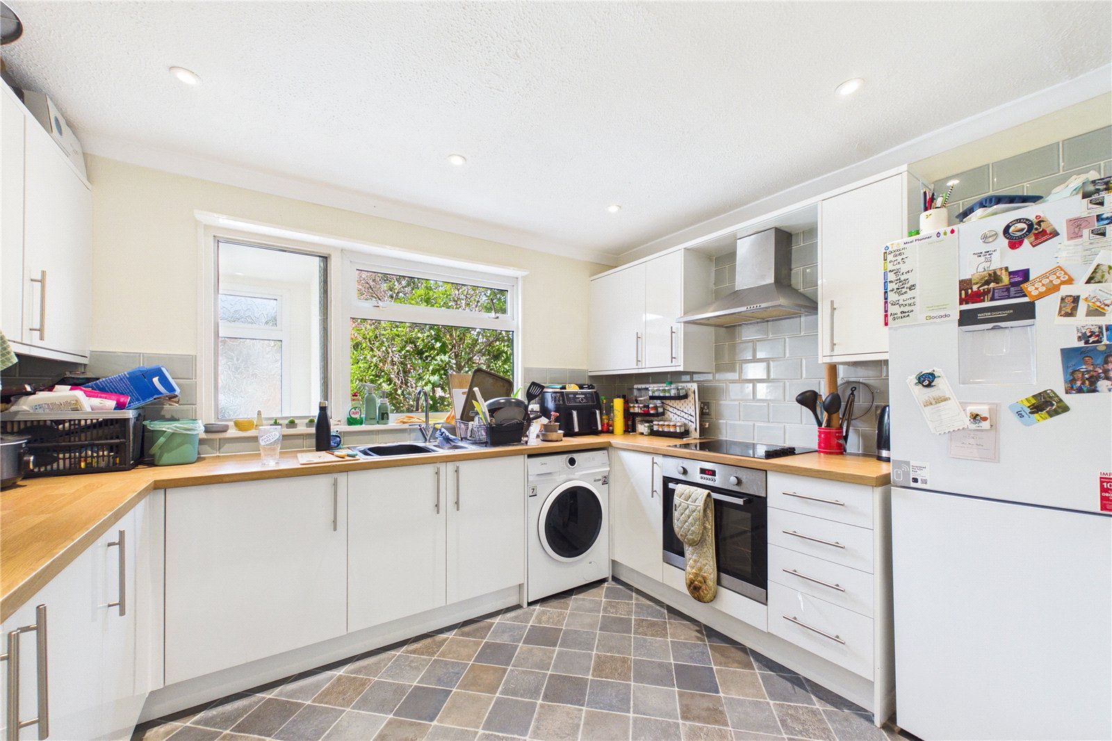 3 bedroom House to let in Theale, Reading, Berkshire