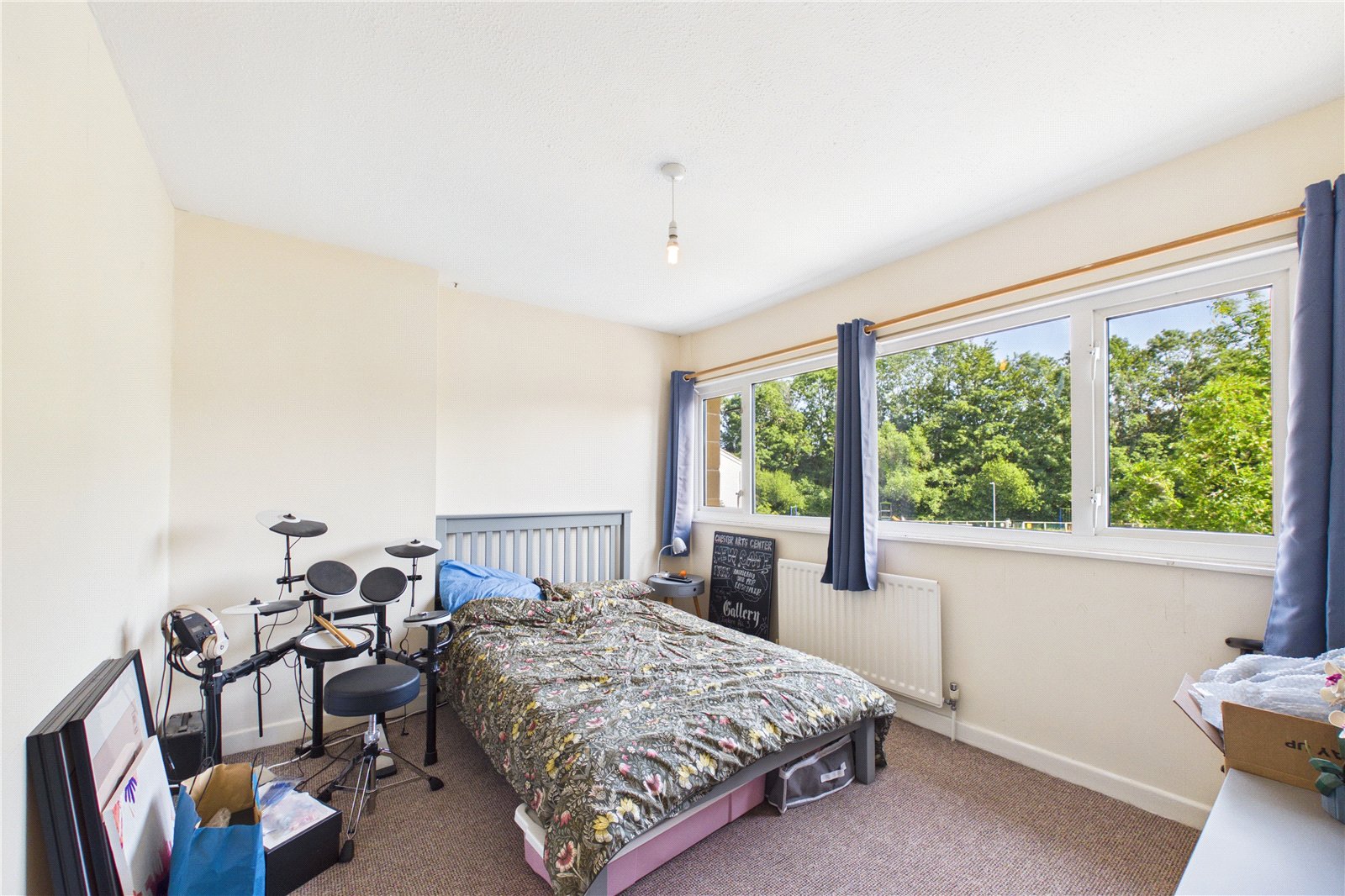 3 bedroom House to let in Theale, Reading, Berkshire