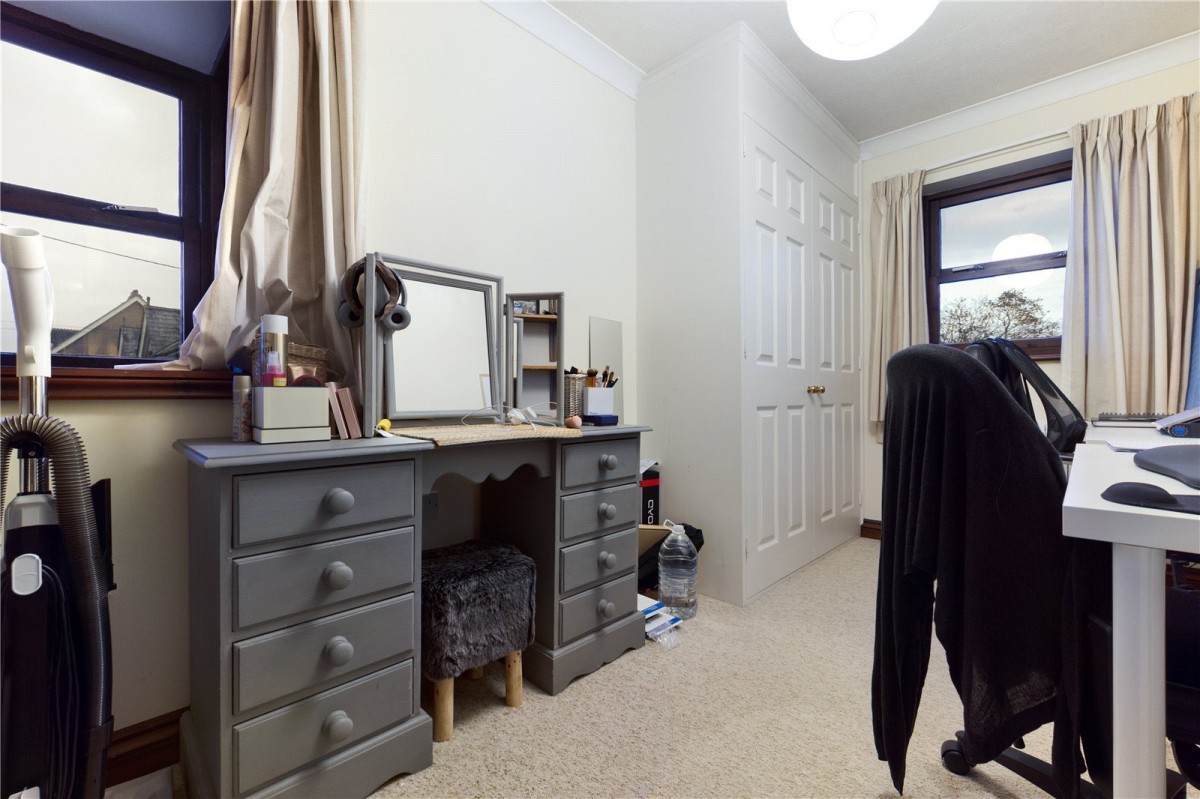 Stretton Close, Theale, Berkshire