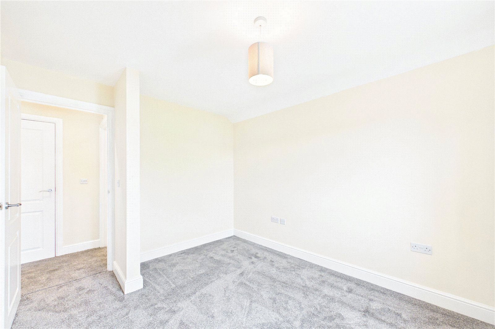 2 bedroom Flat to let in Star Road, Caversham, Berkshire