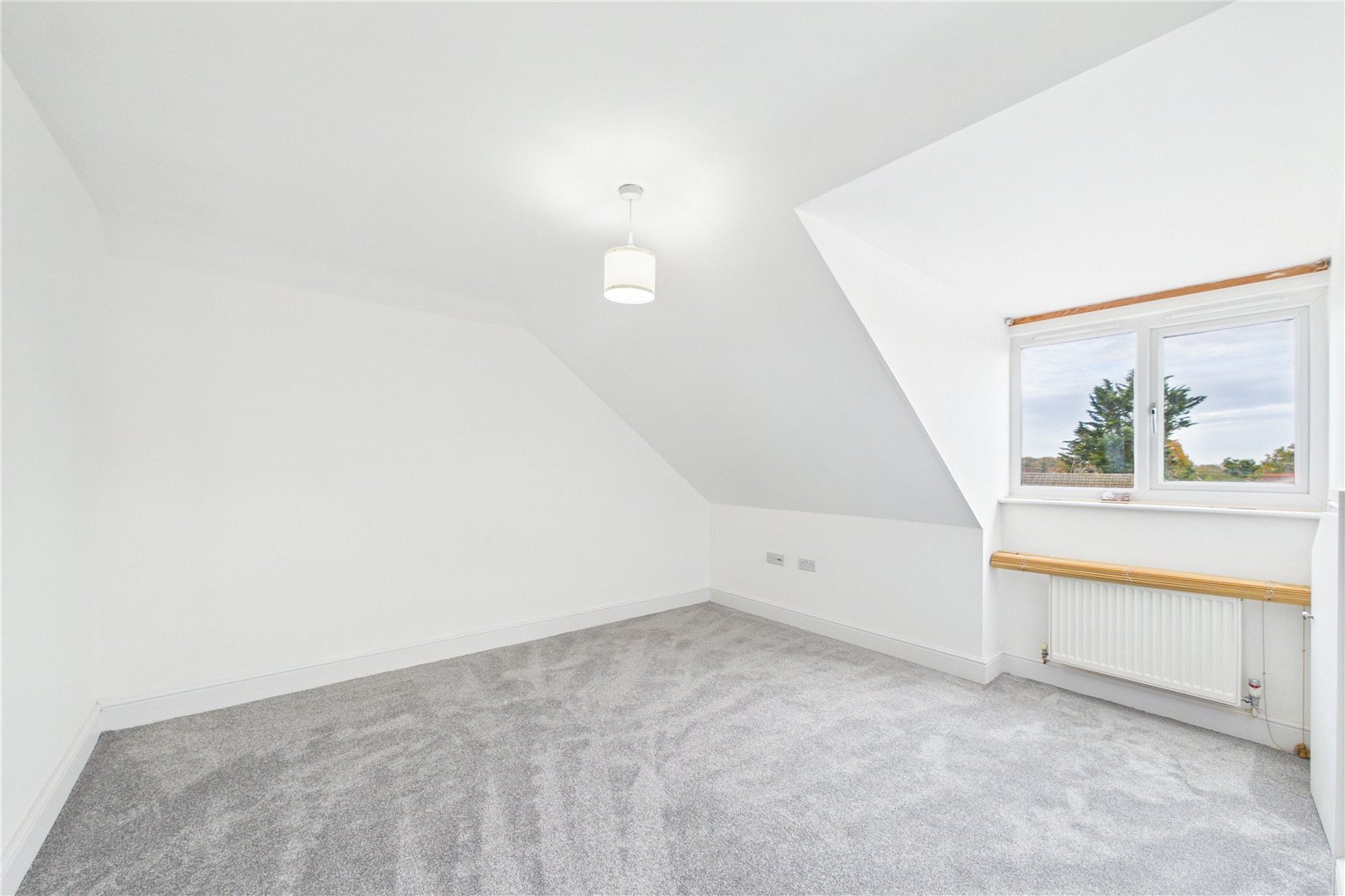 2 bedroom Flat to let in Star Road, Caversham, Reading