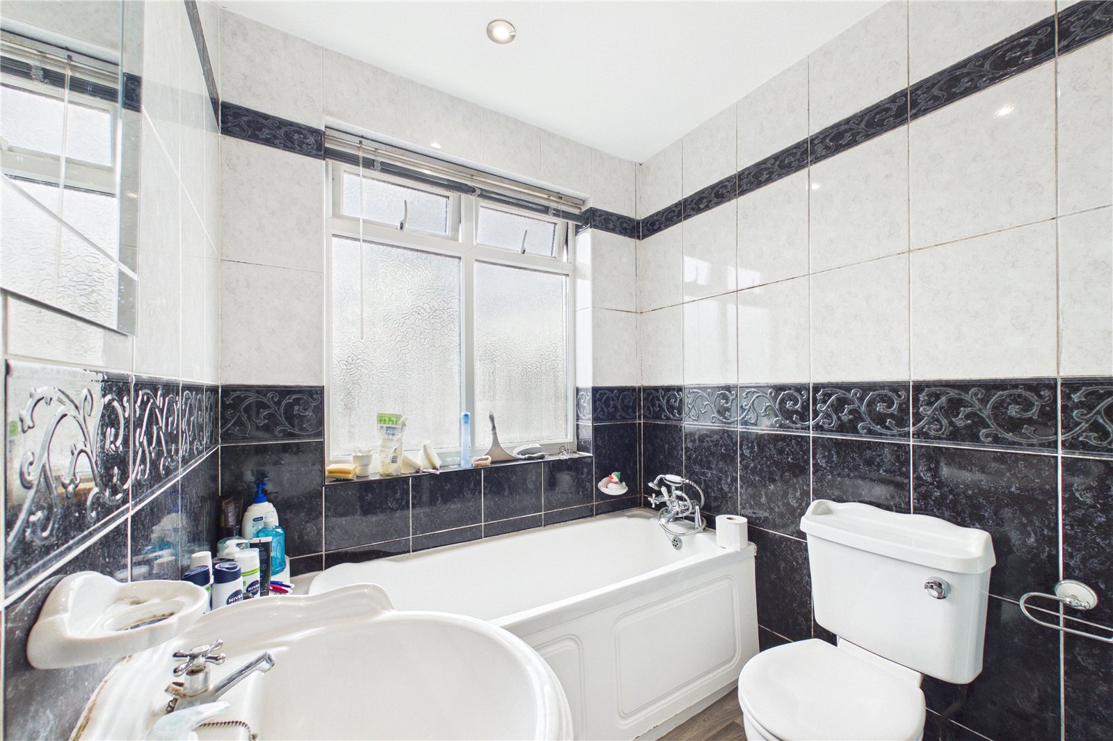 3 bedroom House to let in Tilehurst, Reading, Berkshire