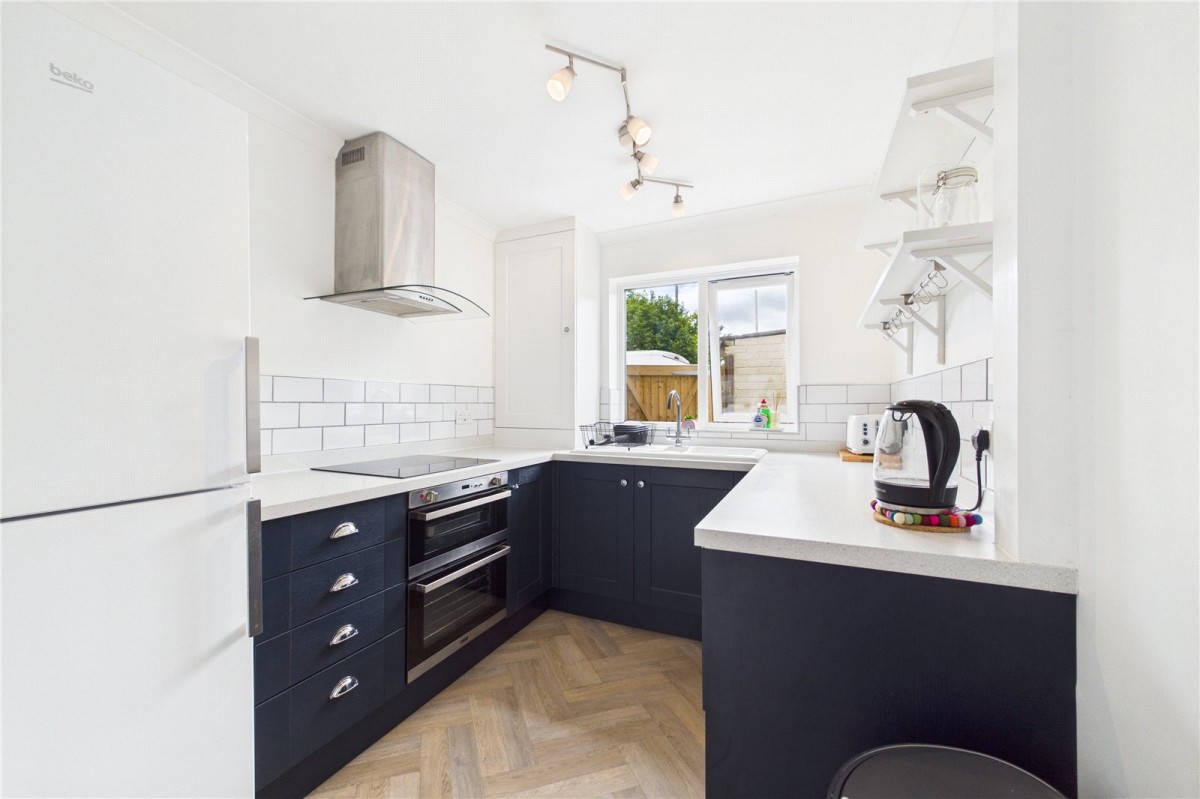 Little Heath Road, Tilehurst, Reading