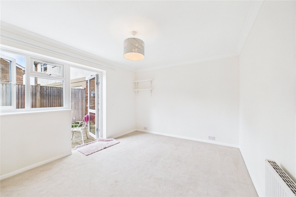 Little Heath Road, Tilehurst, Reading