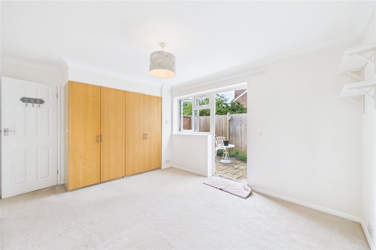 Little Heath Road, Tilehurst, Reading