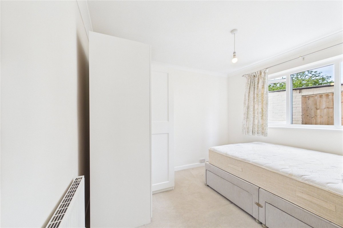 Little Heath Road, Tilehurst, Reading