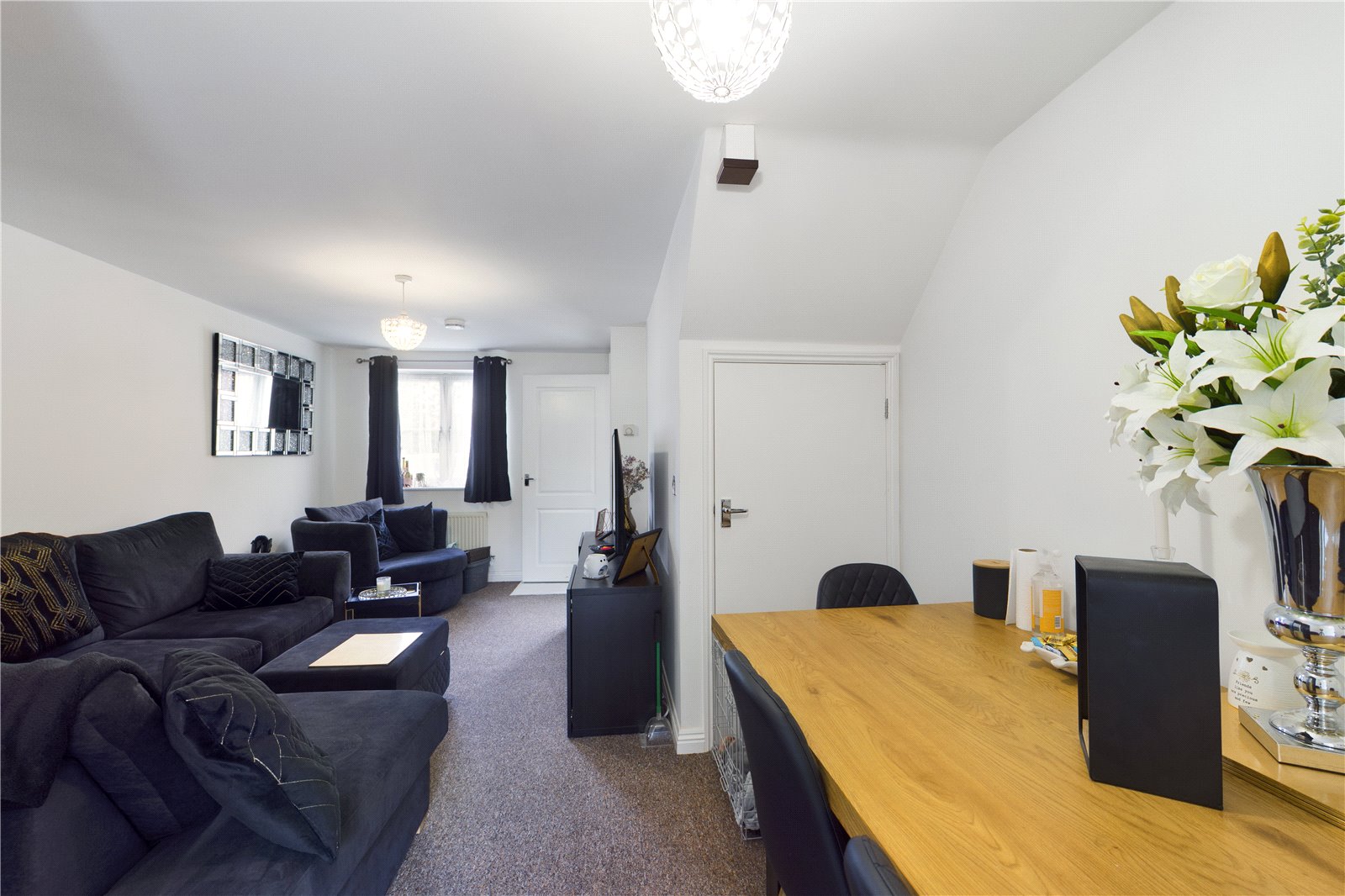 2 bedroom House to let in Reading, Berkshire