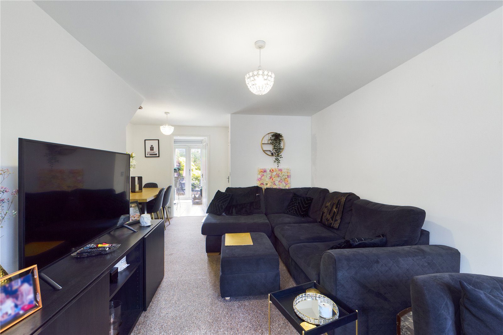 2 bedroom House to let in Reading, Berkshire